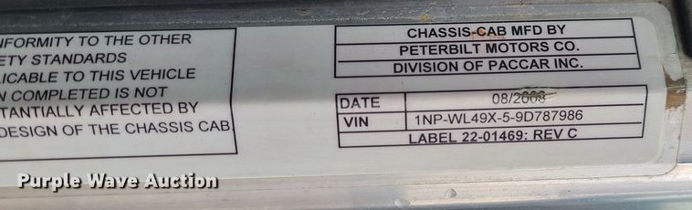 image for item JW9779 2009 Peterbilt 388  water truck