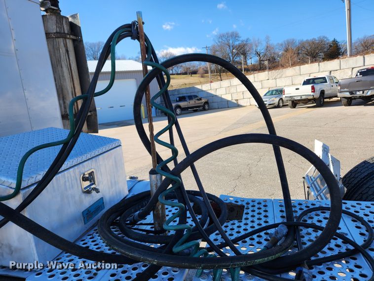 image for item KT9442 1994 Kenworth T800  semi truck