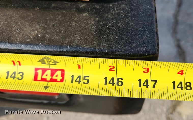 image for item KT9457 2007 GMC C5500  flatbed truck