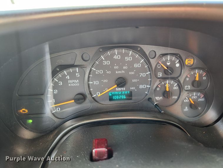 image for item KT9457 2007 GMC C5500  flatbed truck