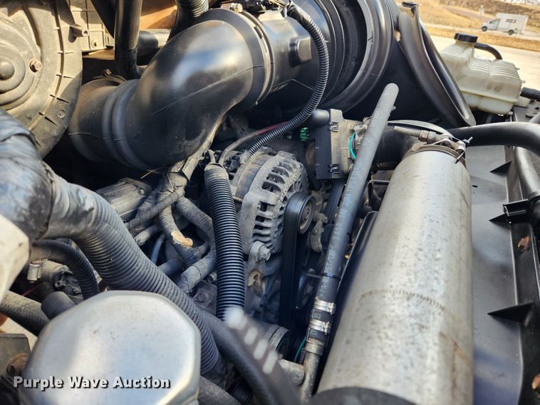 image for item KT9457 2007 GMC C5500  flatbed truck