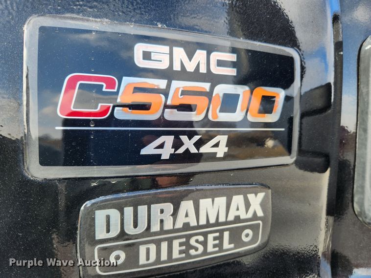 image for item KT9457 2007 GMC C5500  flatbed truck