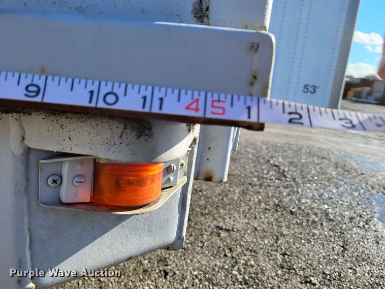 image for item LR9160 1989 Utility  flatbed trailer