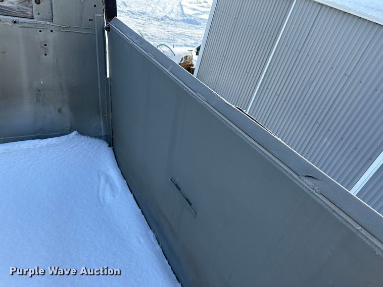 image for item LT9343 1982 Fruehauf  end dump trailer