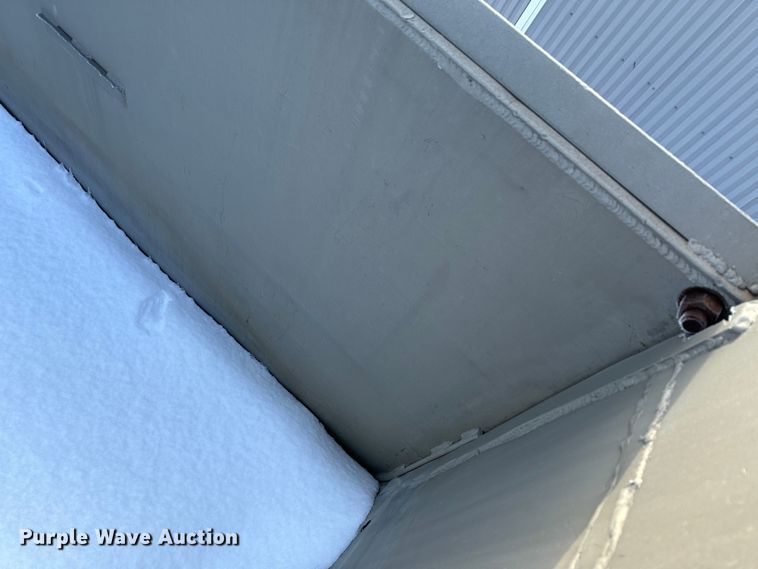 image for item LT9343 1982 Fruehauf  end dump trailer