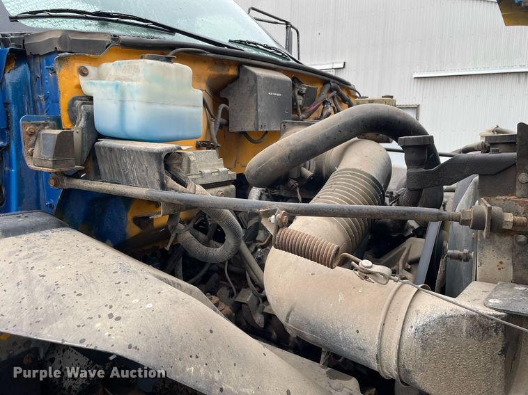 image for item MA9847 2002 GMC C6500  dump flatbed truck