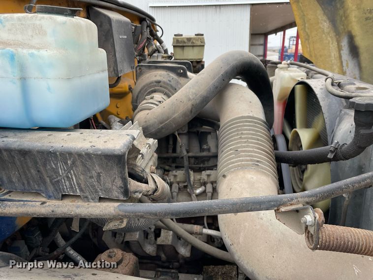 image for item MA9847 2002 GMC C6500  dump flatbed truck