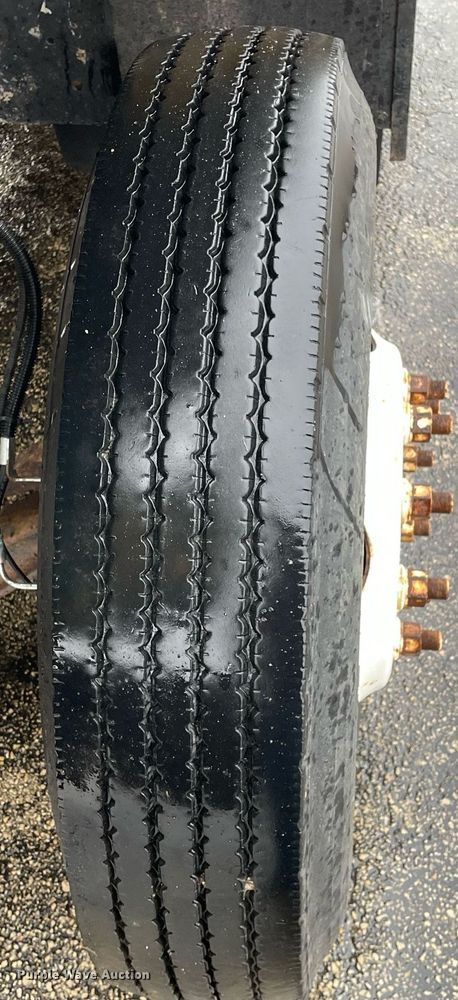 image for item MA9847 2002 GMC C6500  dump flatbed truck