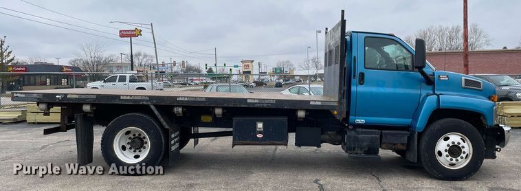 image for item MA9883 2005 GMC C6500  dump flatbed truck