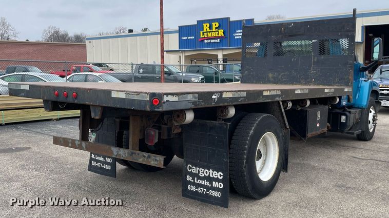 image for item MA9883 2005 GMC C6500  dump flatbed truck