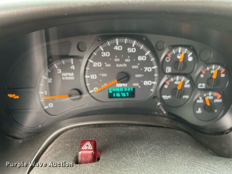 image for item MA9883 2005 GMC C6500  dump flatbed truck