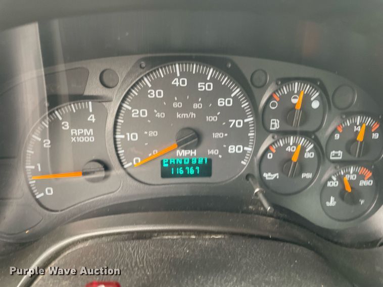 image for item MA9883 2005 GMC C6500  dump flatbed truck