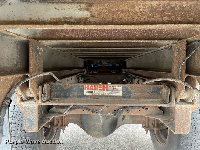 image for item MA9883 2005 GMC C6500  dump flatbed truck