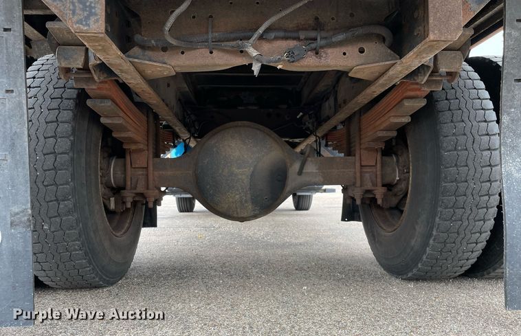 image for item MA9883 2005 GMC C6500  dump flatbed truck