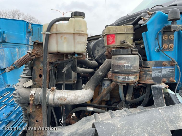 image for item MA9883 2005 GMC C6500  dump flatbed truck