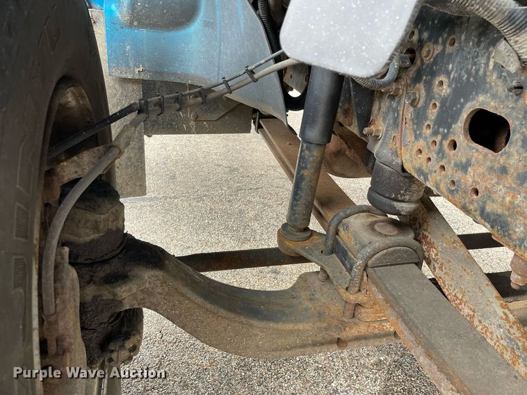 image for item MA9883 2005 GMC C6500  dump flatbed truck