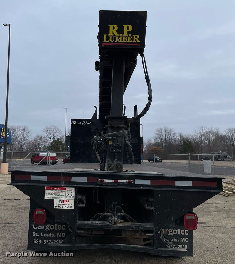 image for item MA9884 2004 Freightliner FL80  flatbed truck