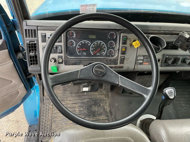 image for item MA9884 2004 Freightliner FL80  flatbed truck