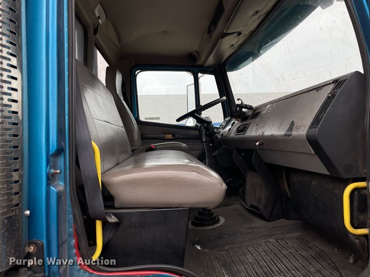 image for item MA9884 2004 Freightliner FL80  flatbed truck