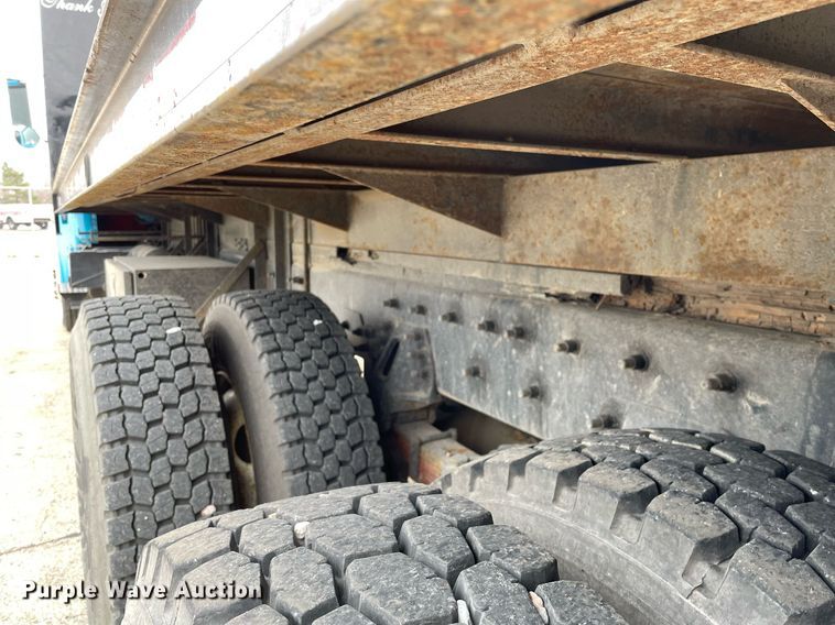 image for item MA9884 2004 Freightliner FL80  flatbed truck