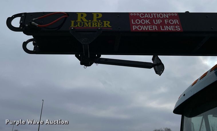 image for item MA9884 2004 Freightliner FL80  flatbed truck