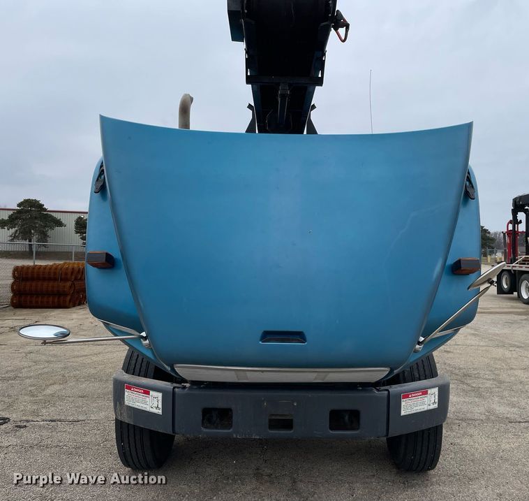 image for item MA9884 2004 Freightliner FL80  flatbed truck