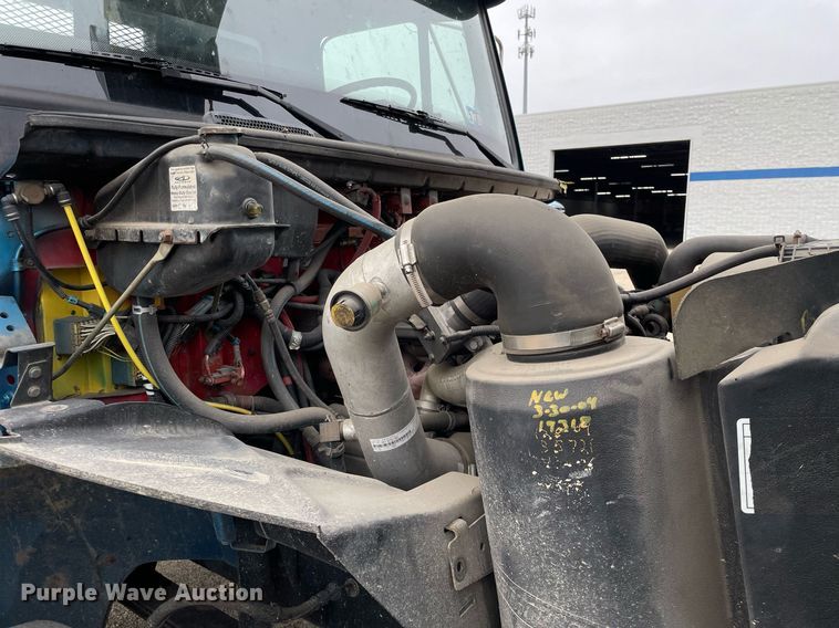 image for item MA9884 2004 Freightliner FL80  flatbed truck