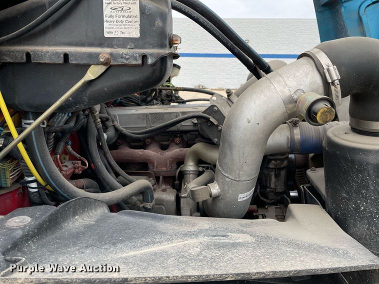 image for item MA9884 2004 Freightliner FL80  flatbed truck