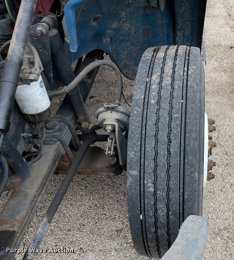 image for item MA9884 2004 Freightliner FL80  flatbed truck