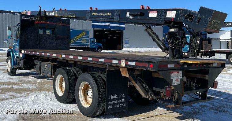 image for item MA9898 2004 Freightliner FL80  flatbed truck