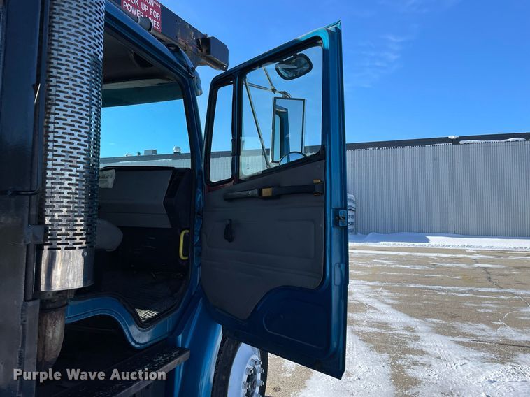 image for item MA9898 2004 Freightliner FL80  flatbed truck