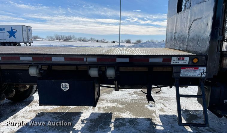 image for item MA9898 2004 Freightliner FL80  flatbed truck