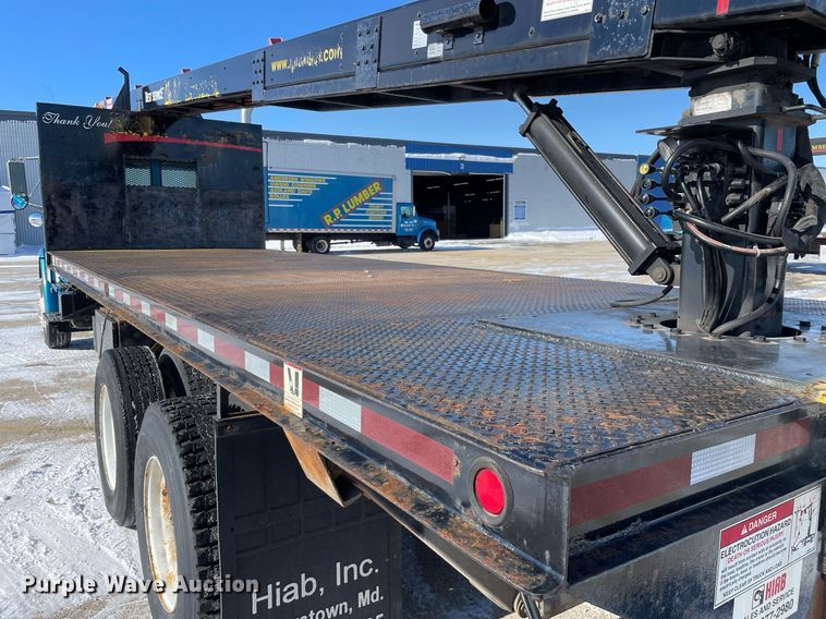 image for item MA9898 2004 Freightliner FL80  flatbed truck