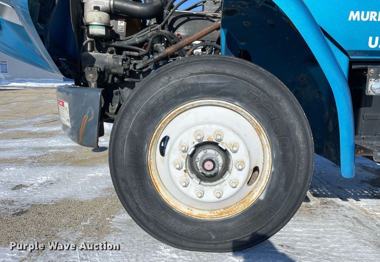 image for item MA9898 2004 Freightliner FL80  flatbed truck