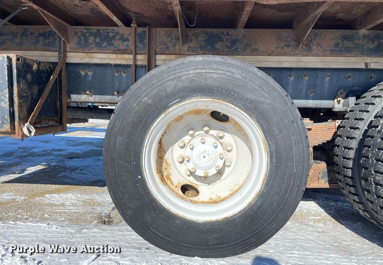 image for item MA9898 2004 Freightliner FL80  flatbed truck