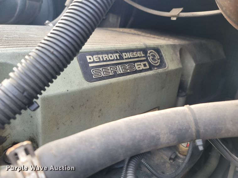 image for item MH9678 2005 Freightliner Century Class ST  semi truck