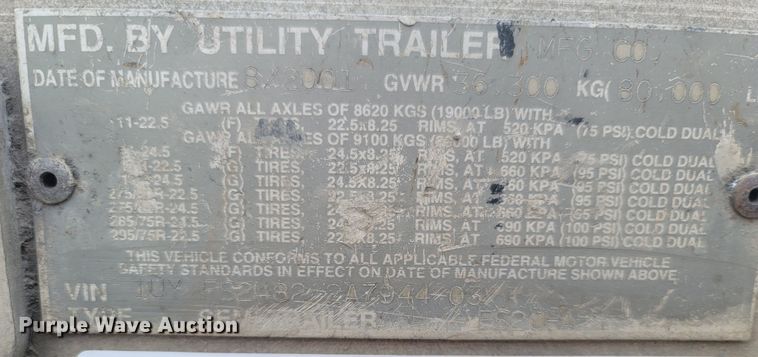 image for item MH9679 2002 Utility Trailers  flatbed trailer