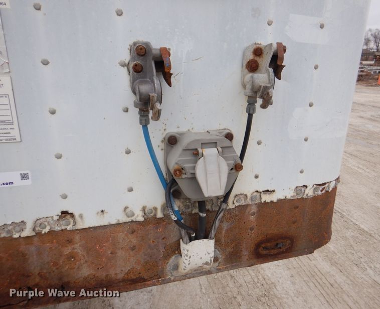 image for item MJ9985 2000 Wabash  dry van trailer