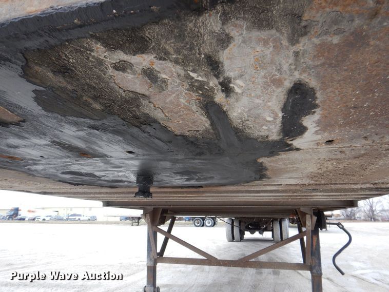 image for item MJ9985 2000 Wabash  dry van trailer