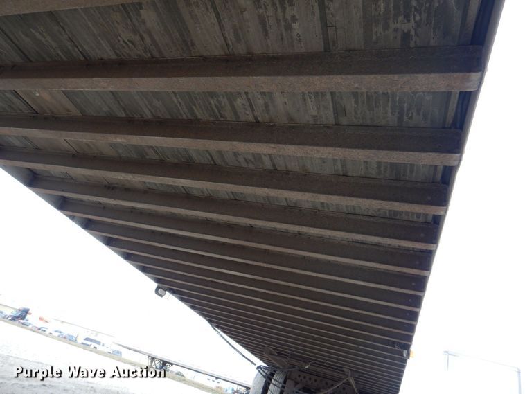 image for item MJ9985 2000 Wabash  dry van trailer