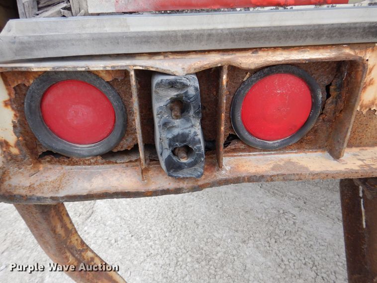 image for item MJ9985 2000 Wabash  dry van trailer