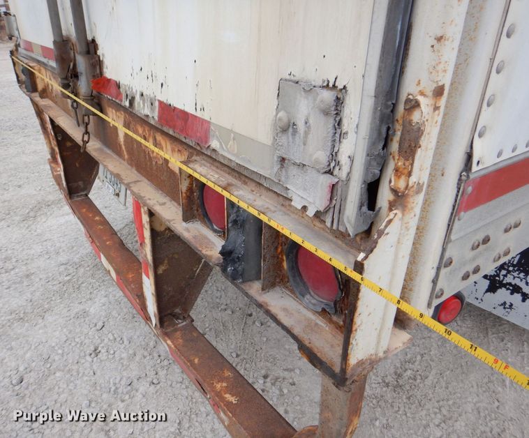 image for item MJ9985 2000 Wabash  dry van trailer