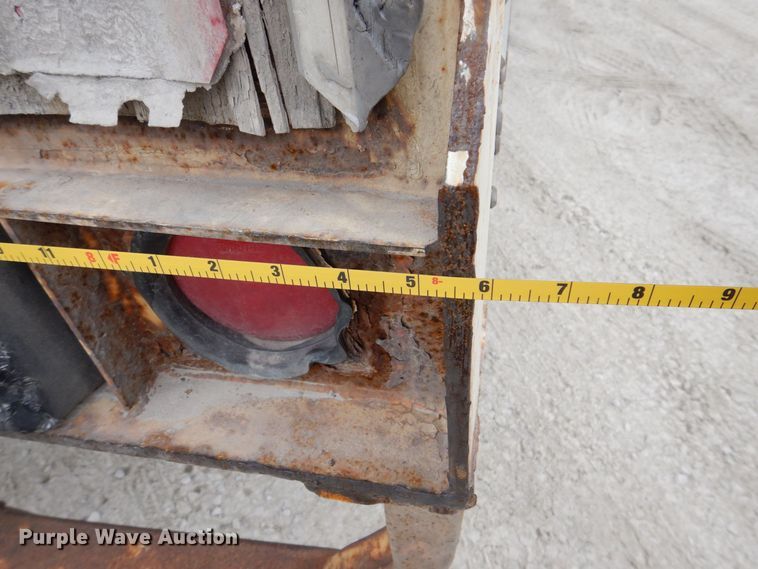 image for item MJ9985 2000 Wabash  dry van trailer