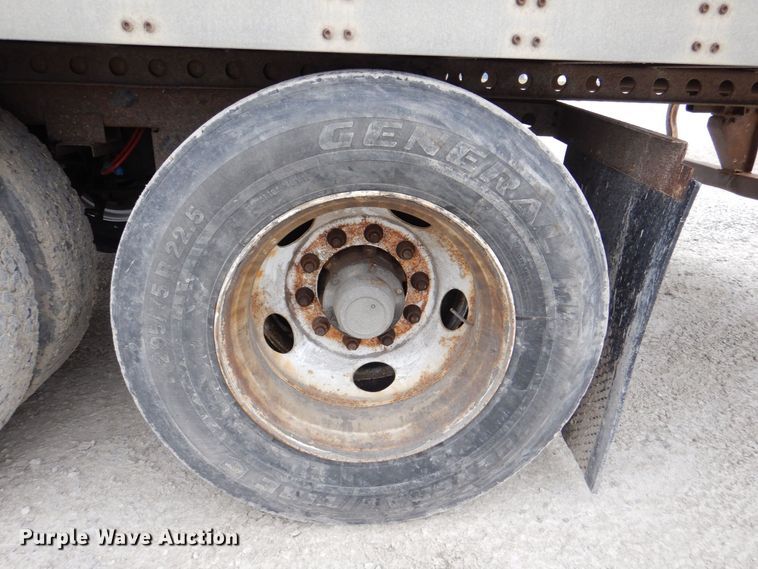 image for item MJ9985 2000 Wabash  dry van trailer