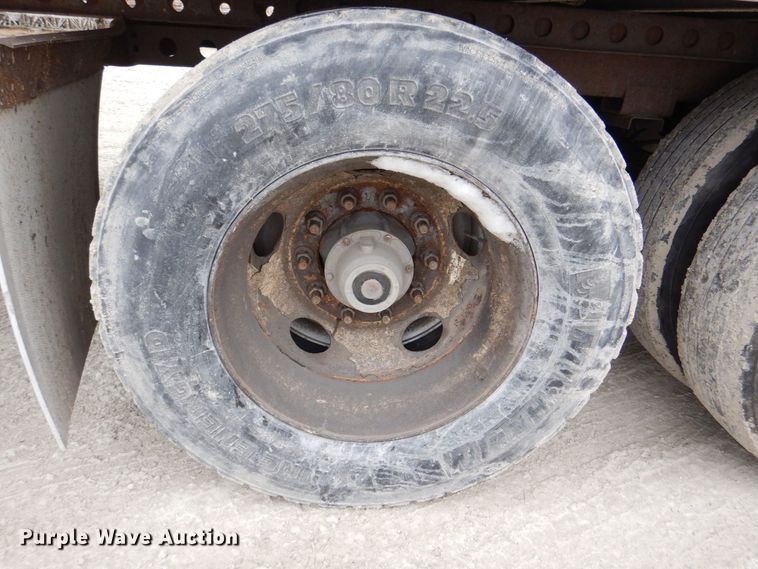 image for item MJ9985 2000 Wabash  dry van trailer