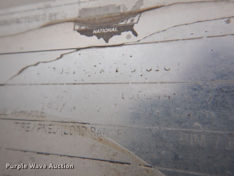 image for item MJ9985 2000 Wabash  dry van trailer