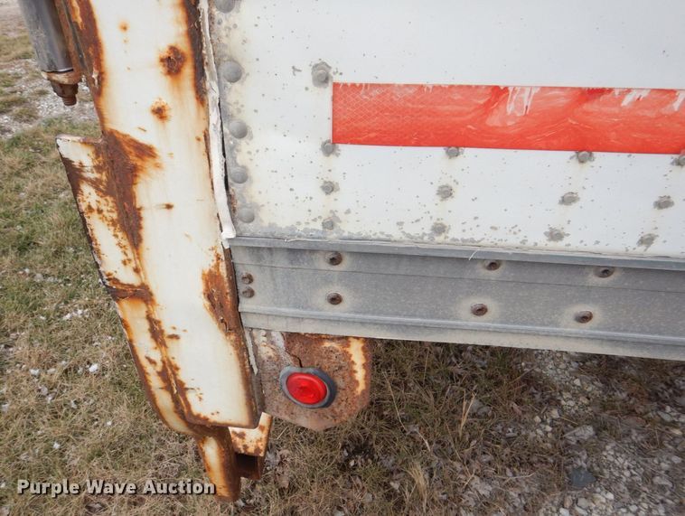 image for item MJ9986 2000 Wabash  dry van trailer