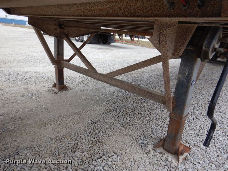 image for item MJ9986 2000 Wabash  dry van trailer