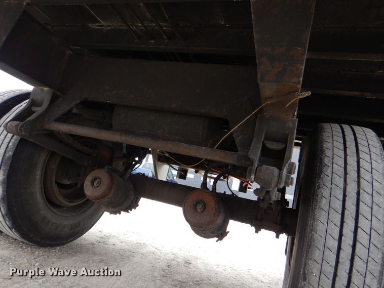 image for item MJ9987 2013 Stoughton DVW-285S-C-WDC dry van trailer