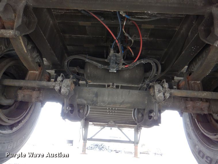 image for item MJ9987 2013 Stoughton DVW-285S-C-WDC dry van trailer